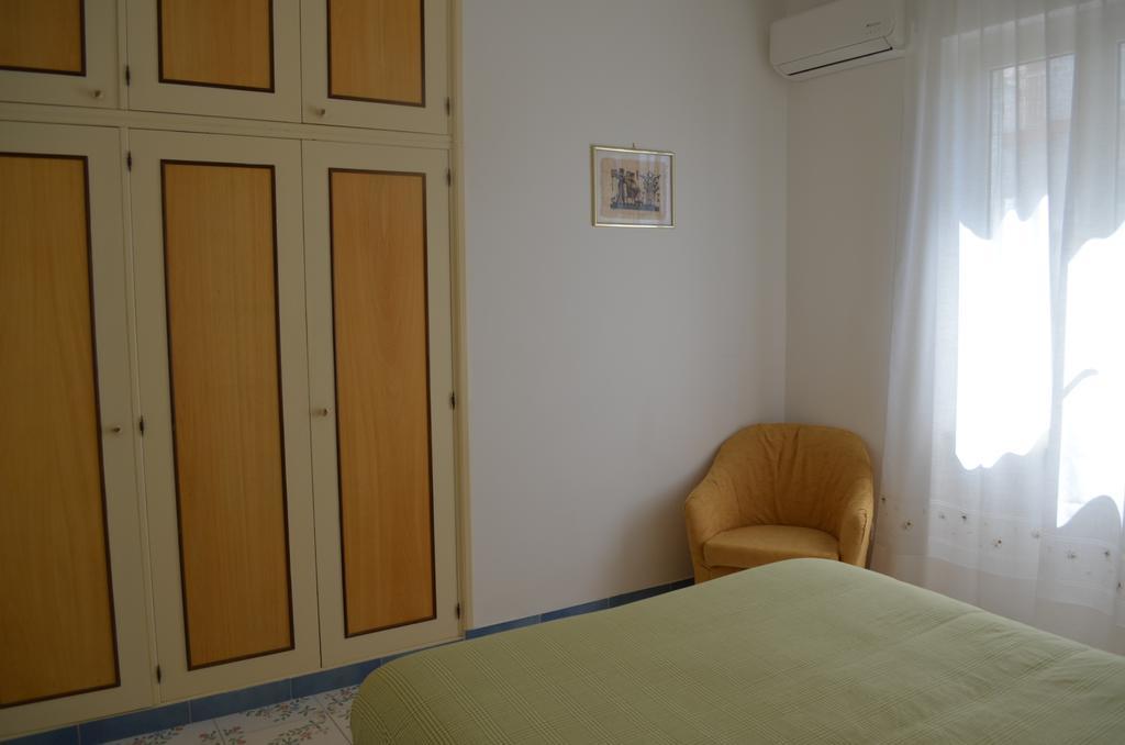 Casa Elena Apartman Maiori Szoba fotó