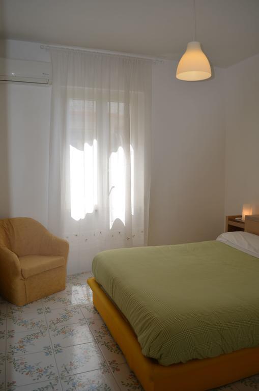 Casa Elena Apartman Maiori Szoba fotó